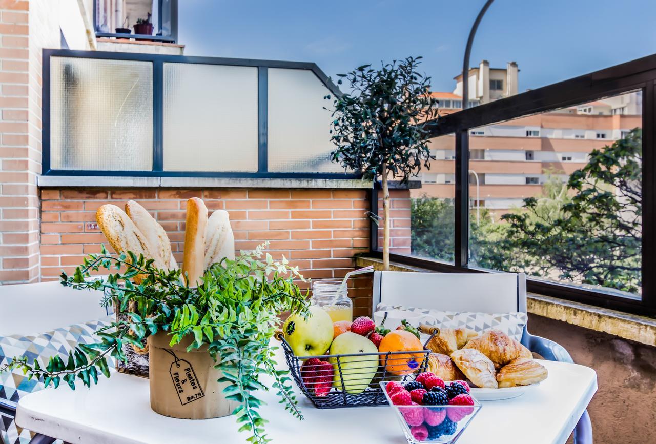 Suites Pamplona Plaza Exterior foto